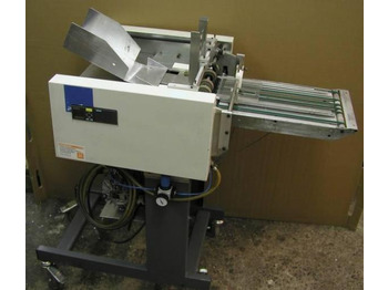 Folding machine