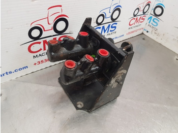 Brake cylinder for Agricultural machinery International Case 885 Xl, 85, Case 4200, Brake Master Cylinder 1287843c91: picture 2 Brake cylinder for Agricultural machinery International Case 885 Xl, 85, Case 4200, Brake Master Cylinder 1287843c91: picture 2