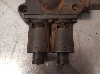 Hydraulic valve for Farm tractor Massey Ferguson 5455 Hydraulic Pressure Valve Body 3794879m3: picture 2