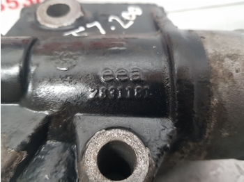 Cooling system for Agricultural machinery New Holland T7.200, T6000 Engine Cooling Support 2831181, 2859452, 504362896: picture 3