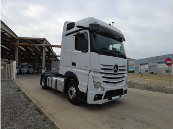 Tractor unit MERCEDES-BENZ Actros 1845