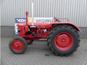 Farm tractor Fahr D45L: picture 3