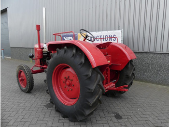 Farm tractor Fahr D45L: picture 4