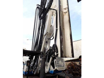 Drilling rig SOILMEC