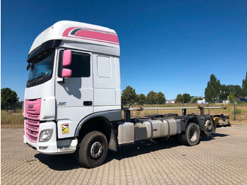 Container transporter/ Swap body truck DAF XF460 SSC Liftachse*LBW*AHK*Standkl*Mega: picture 2