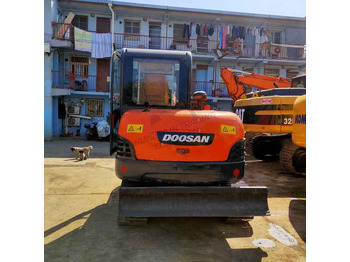 Crawler excavator Awesome Performance Korea Imported Small Scale Used Doosan Dh60 Excavator: picture 3
