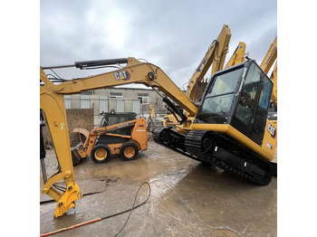 Crawler excavator Japan CAT 306E 306E2 306D 305.5 307 308 excavator 95% new retro CAT 305.5 5.5tons with mini excavator bucket: picture 2