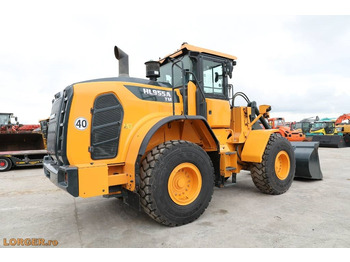 Wheel loader Hyundai HL 955 A: picture 3