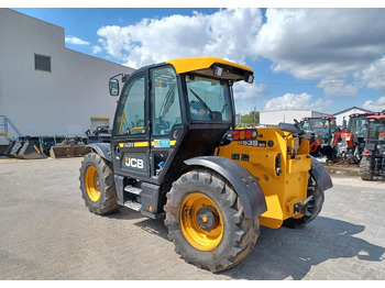 Telescopic handler JCB 538-60 Agri: picture 4