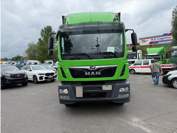 Curtainsider truck MAN TGM 15.290