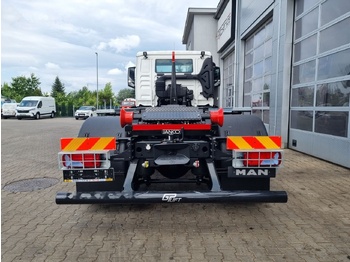 Hook lift truck MAN TGM 18 250: picture 4