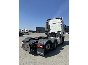 Tractor unit Renault T520: picture 5