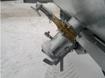 Slurry tanker Marco-Polo Gülletankwagen / Slurry tanker / Epandeur à lisier / Cisterna para purines / Cisterna per liquami /Цистерна для жидкого органического удобрения / Wóz asenizacyjny 20 000 l: picture 3