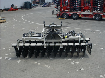 Disc harrow ROLEX Scheibenegge /  Disc harrow with hydropack and tire roller / Dechaumeur à disques / Erpice a dischi / Дисковая борона с гидропаком и колёсным катком / Agregat talerzowy uprawowy z hydropackiem i: picture 4