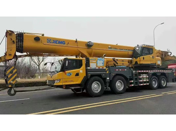 Mobile crane XCMG
