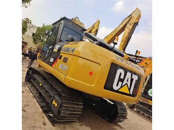 Crawler excavator CATERPILLAR 320D