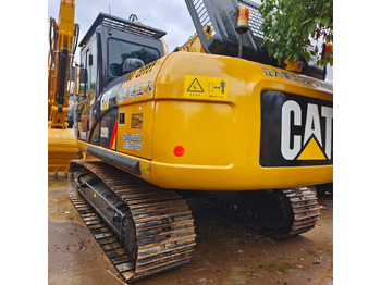 Crawler excavator CAT 320D2: picture 4