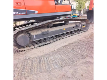 Crawler excavator Doosan DX 300 LC: picture 2
