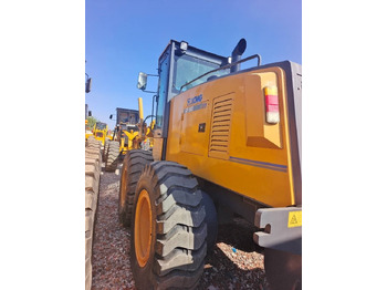 Crawler excavator XCMG GR 180: picture 4