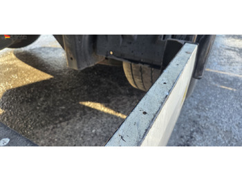 Leasing of Krone SD Megatrailer Hubdach Liftachse | SAF Achsen Krone SD Megatrailer Hubdach Liftachse | SAF Achsen: picture 2