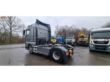 Tractor unit MAN 18.500 TGX Retarder, 2x Tank, Motorschaden !!: picture 4