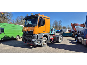 Tractor unit MERCEDES-BENZ