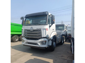 Tractor unit SINOTRUK HOWO