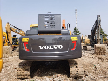 Crawler excavator Volvo EC220: picture 2