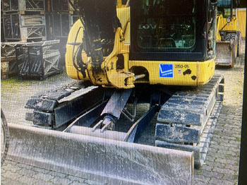 Crawler excavator Komatsu PC 80 - 3MR: picture 2