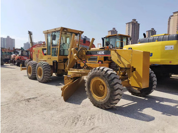 Grader CATERPILLAR 140K