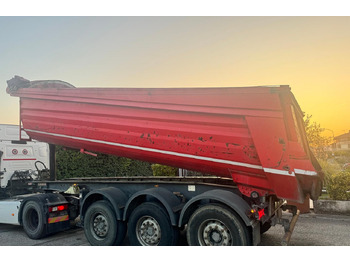 Tipper semi-trailer
