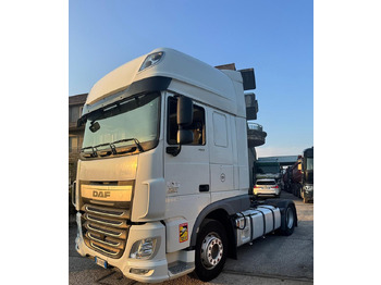 Tractor unit DAF XF 460