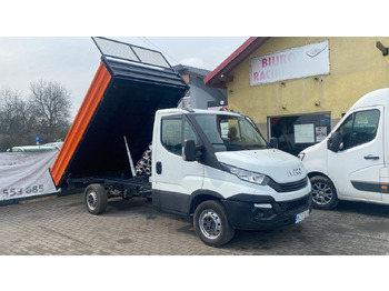 Tipper van IVECO Daily