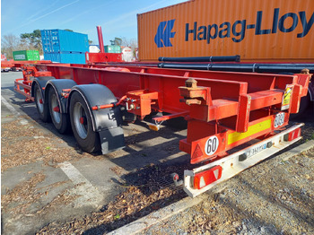 Container transporter/ Swap body semi-trailer FREJAT: picture 2