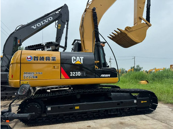 Crawler excavator CATERPILLAR 323D