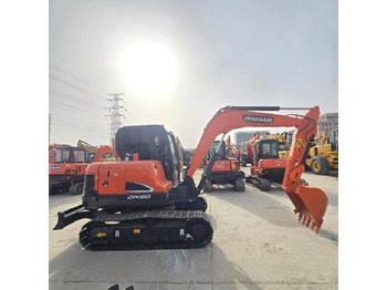 Mini excavator DOOSAN DX60