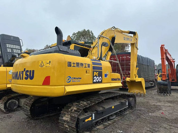 Crawler excavator KOMATSU PC200