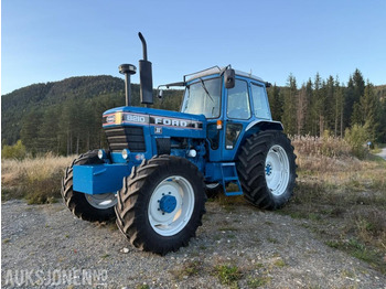Farm tractor FORD
