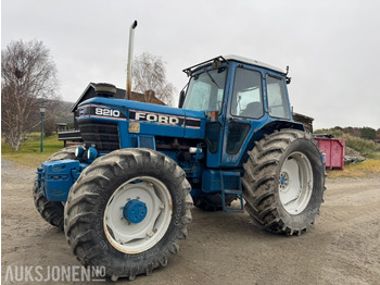 Farm tractor FORD