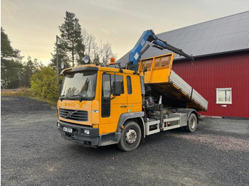 Crane truck VOLVO FL6