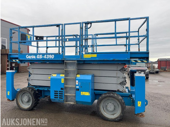 Aerial platform 2011 Genie GS 4390 Sakselift, 1698 timer: picture 4 Aerial platform 2011 Genie GS 4390 Sakselift, 1698 timer: picture 4