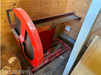 Agricultural machinery