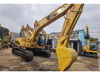 Crawler excavator CATERPILLAR 320CL