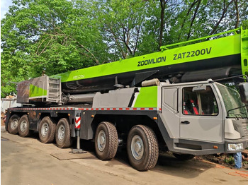 Mobile crane ZOOMLION ZTC2200V