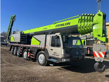 Mobile crane ZOOMLION ZTC900V