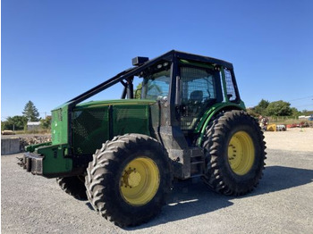 Farm tractor JOHN DEERE 6215R