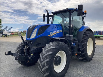 Farm tractor NEW HOLLAND T7