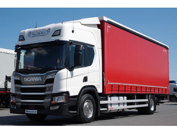 Curtainsider truck IVECO