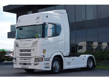 Tractor unit SCANIA R 450
