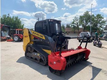 Skid steer loader New Holland C327: picture 4